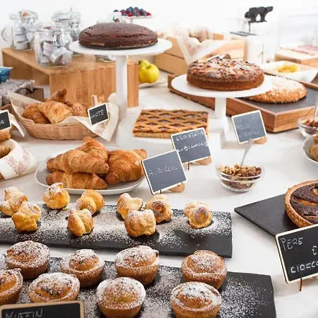 ホテル Anversa - Adults Only 16 リミニ