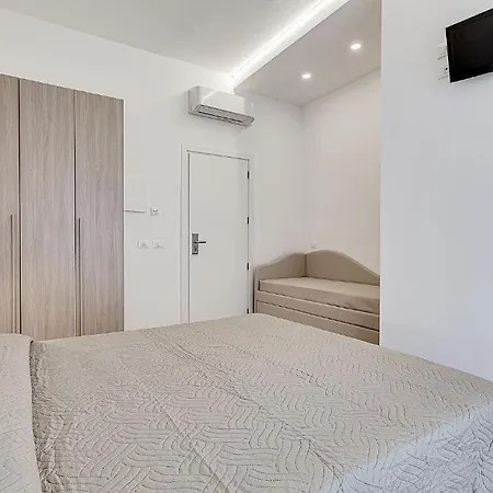 Anversa - Adults Only 16 3*