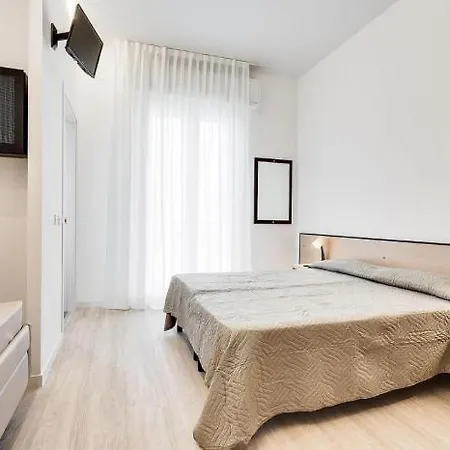 Anversa - Adults Only 16